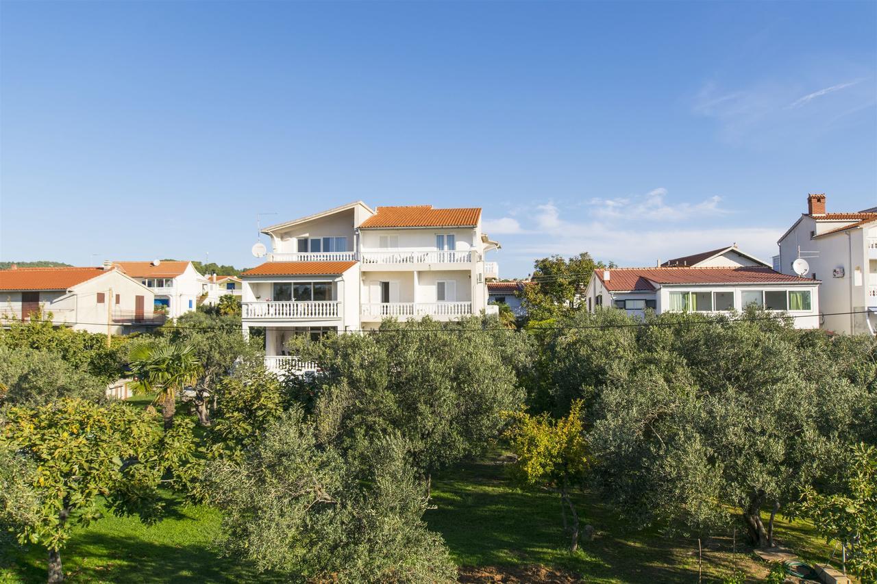 Apartments And Rooms On The Beach Vodice Exterior foto